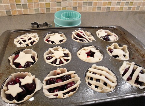 mini cherry pies