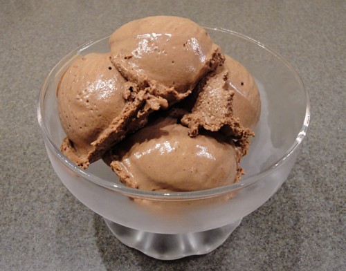 Jeni's chocolate-ice-cream